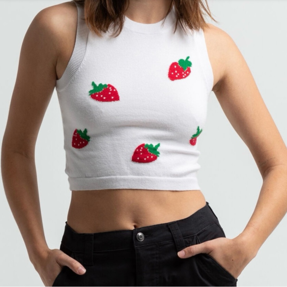 Tilly’s - FULL TILT Strawberry Women’s Vest